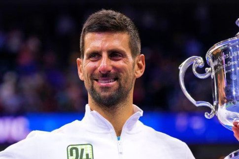 Novak Djokovic Defeats Medvedev