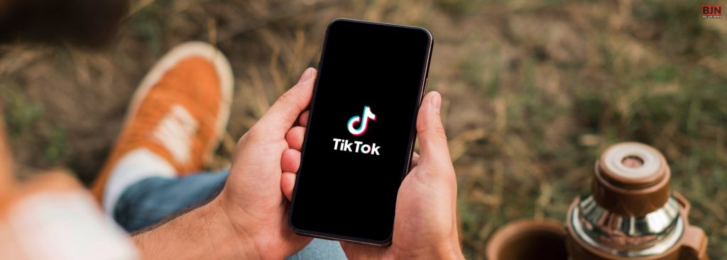 Dive Into The TikTok Abyss: All About TikTok Dark Mode