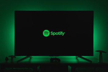 Spotify Will Fire Around 1500 Employees During Its Third Layoff