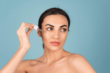 how to apply eyelash serum