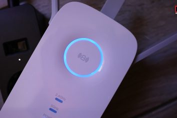 wifi extender vs booster