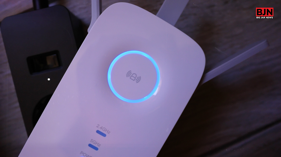 wifi extender vs booster