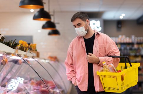 How Late Is the Closest Grocery Store Open?